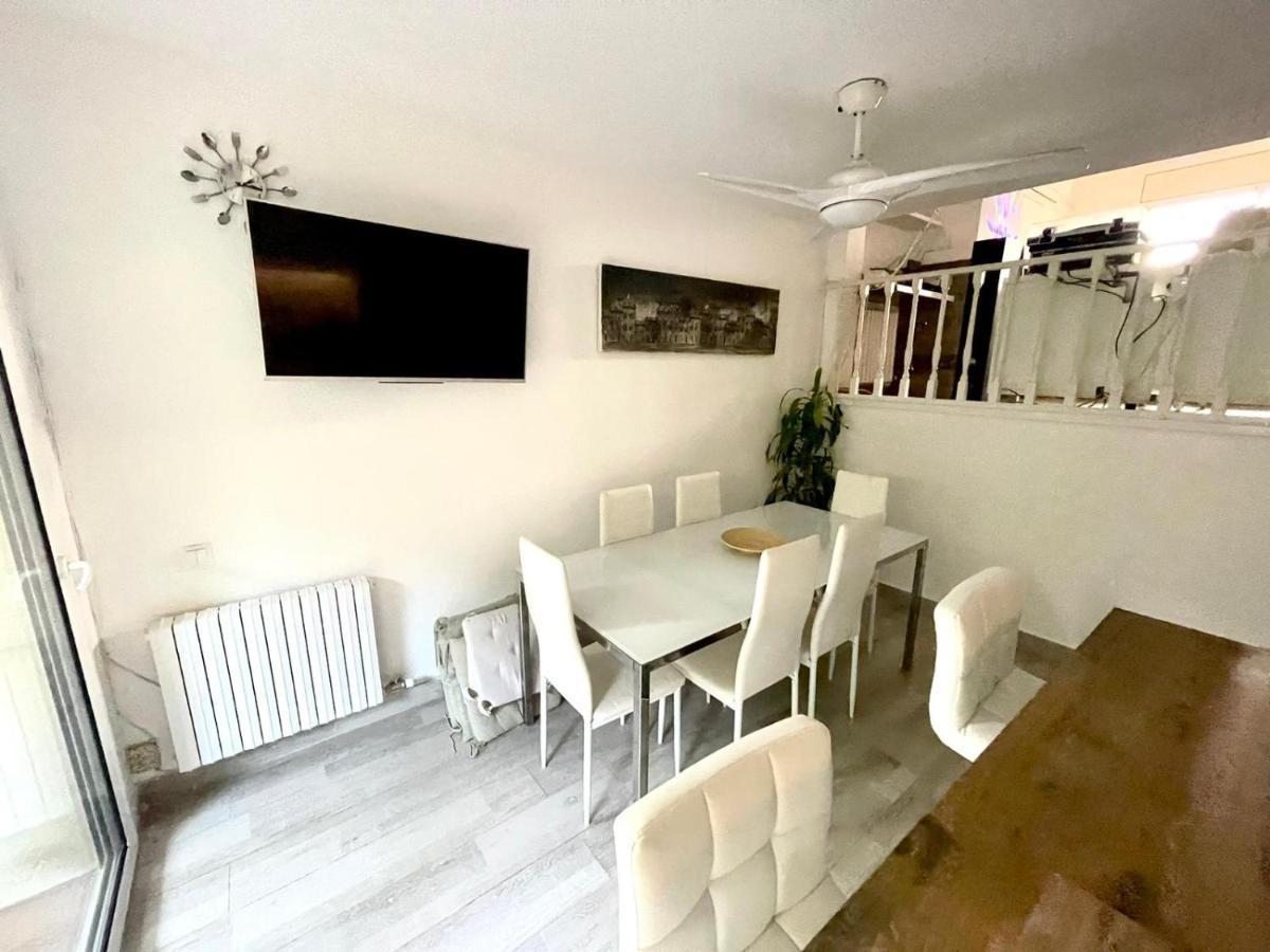 הוילה Casa En Masnou Junto A Playa Y Tren מראה חיצוני תמונה